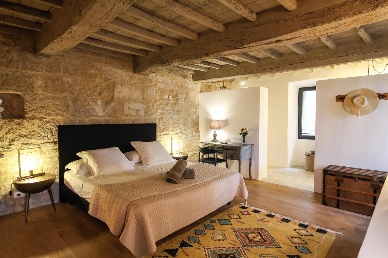 La Maison D'Aime Saint-Quentin-la-Poterie Luaran gambar