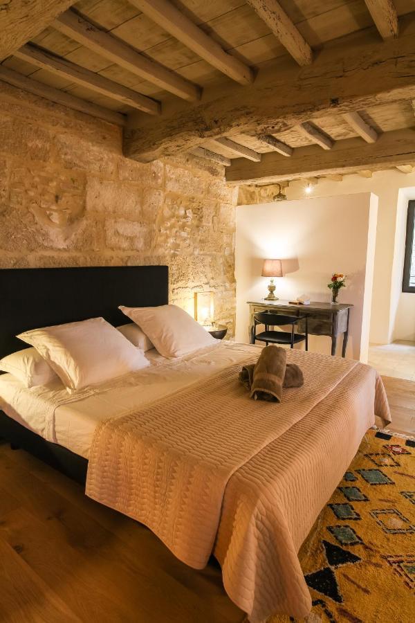 La Maison D'Aime Saint-Quentin-la-Poterie Luaran gambar